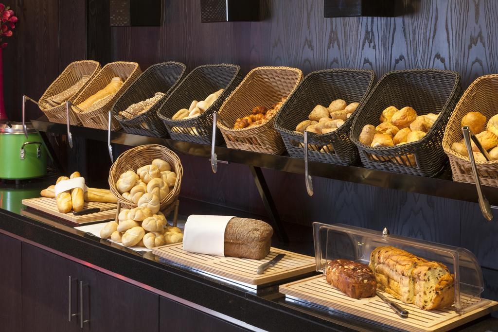 Bij Arnhem A12 Hotel 4*